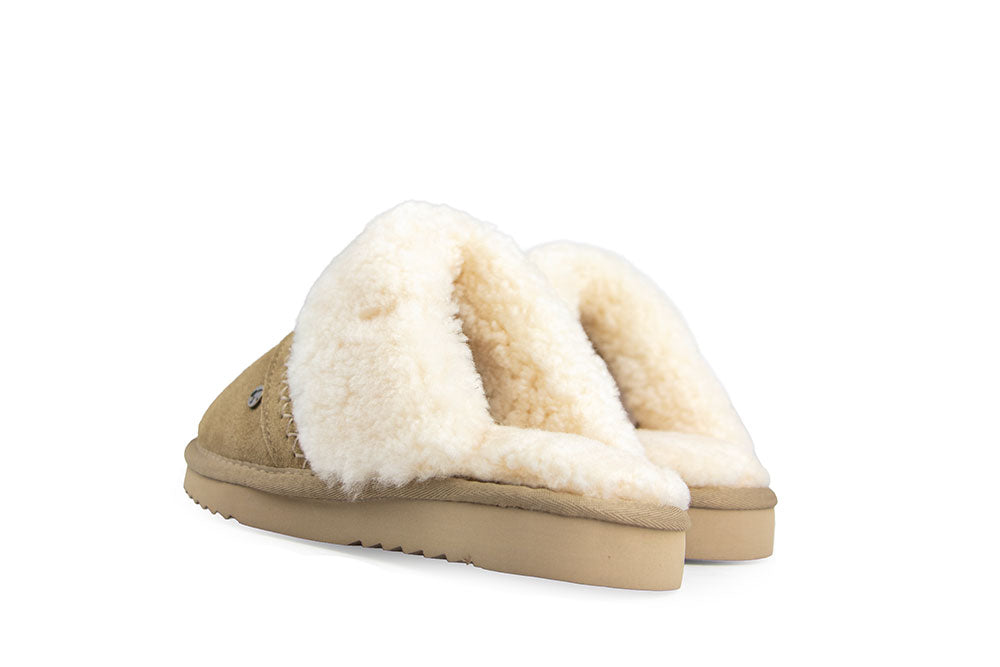 Warmbat Nhill Strap Ecru Curly Wool