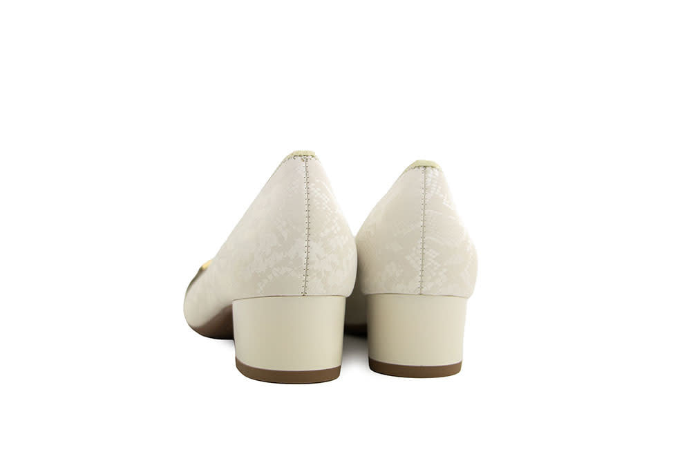 Ara Pump Cream Snake