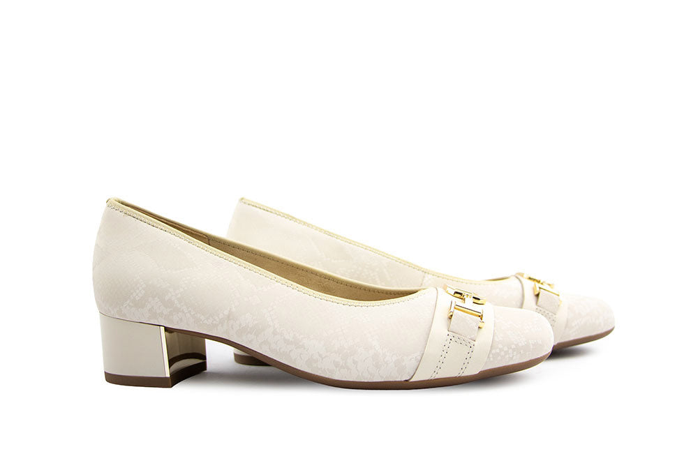 Ara Pump Cream Snake