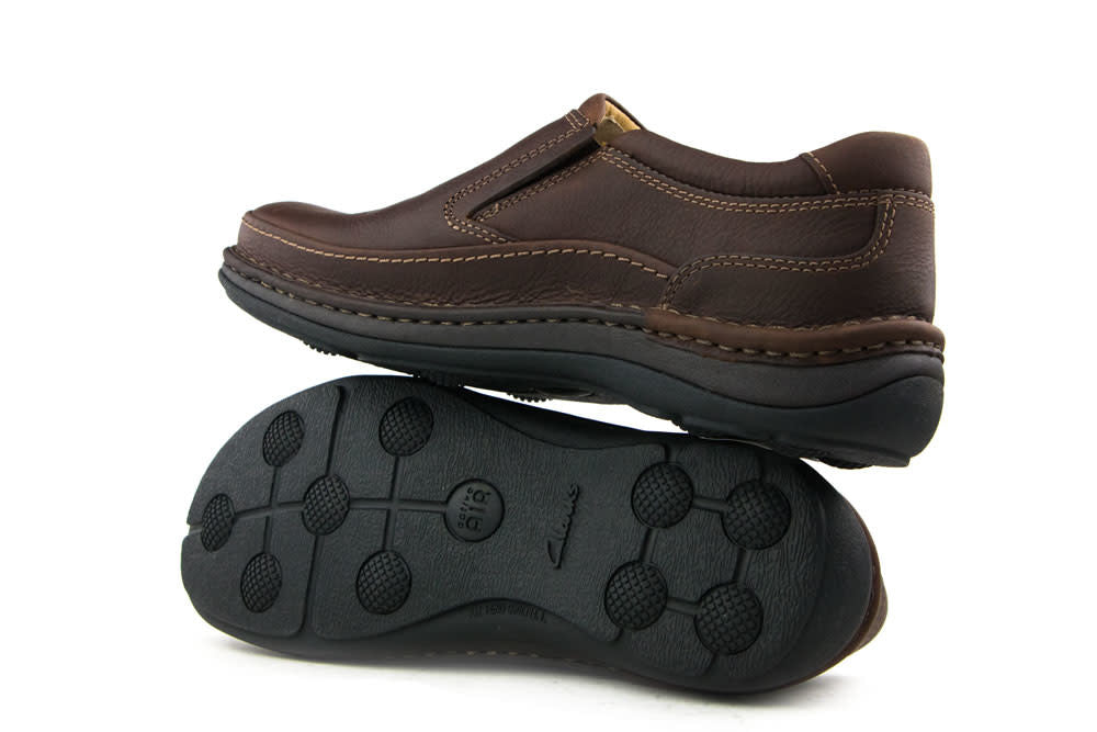 Clarks Instappers Nature Easy Bruin