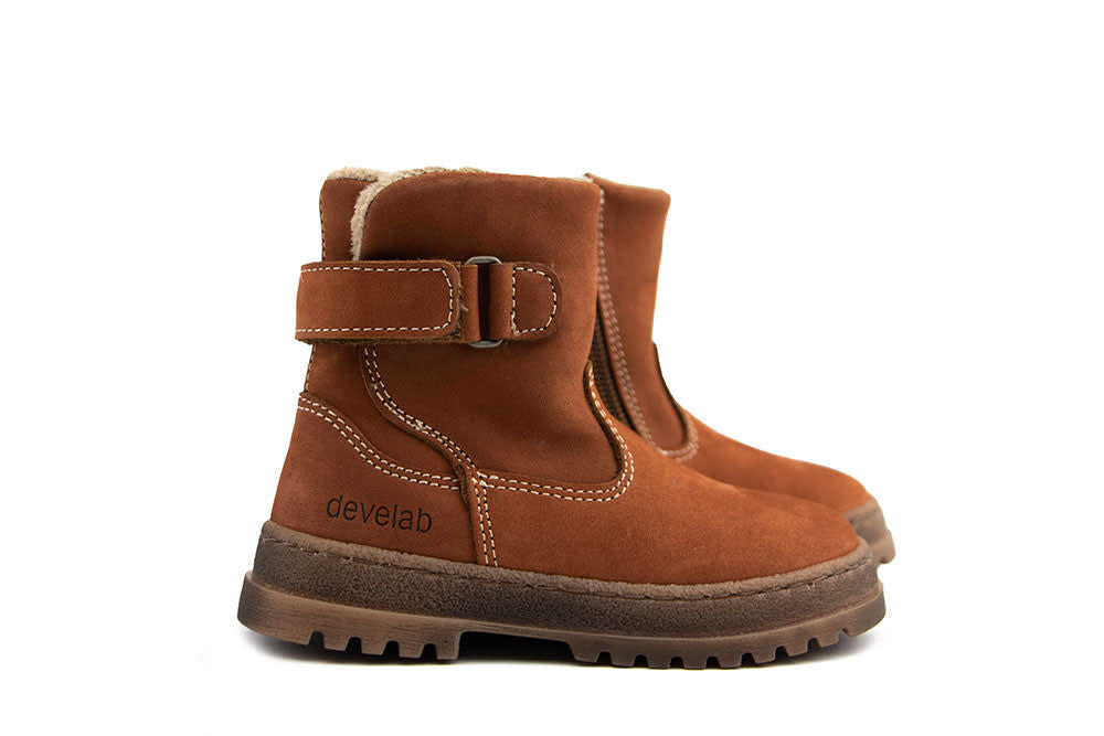 Develab Laarzen Cognac Nubuck
