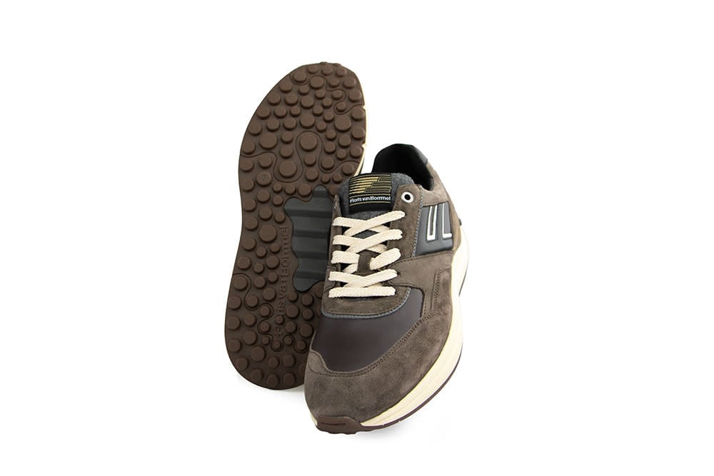 Floris van Bommel De Trikker 01.07 Brown