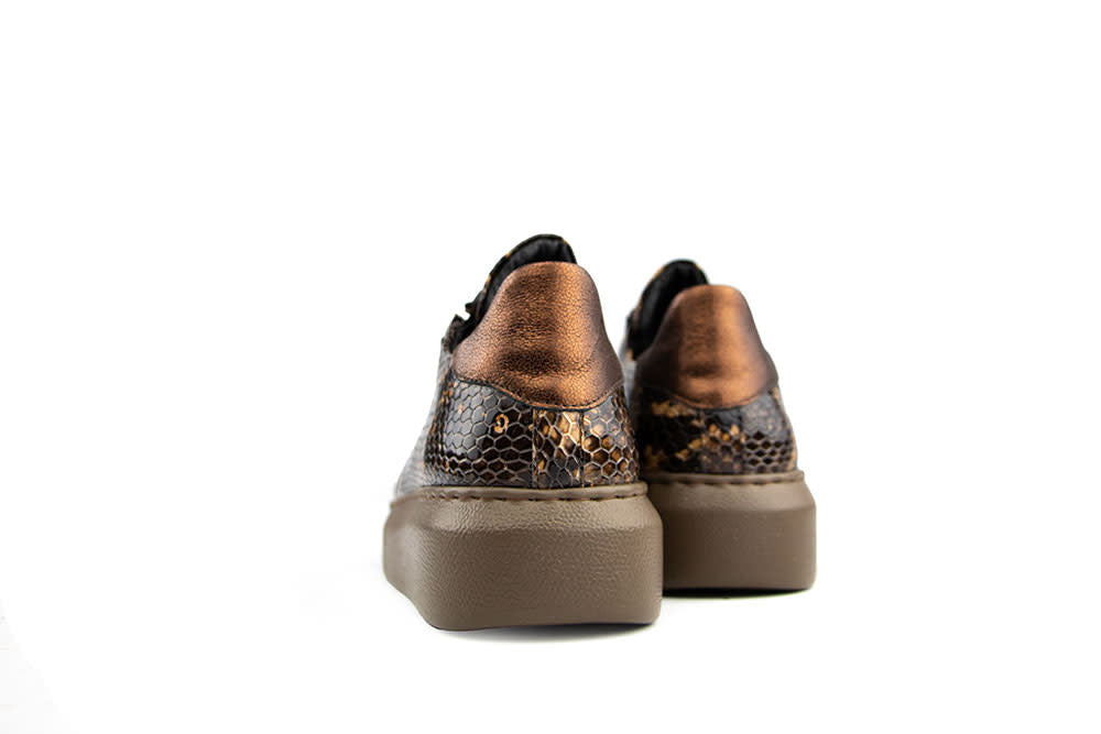 Footnotes Sneaker Ciara Brown Antra Croco