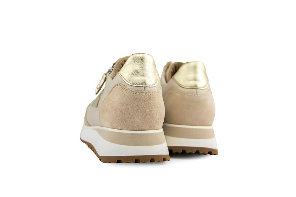 Footnotes Sneaker Elke Nappacalf Suede Creme K