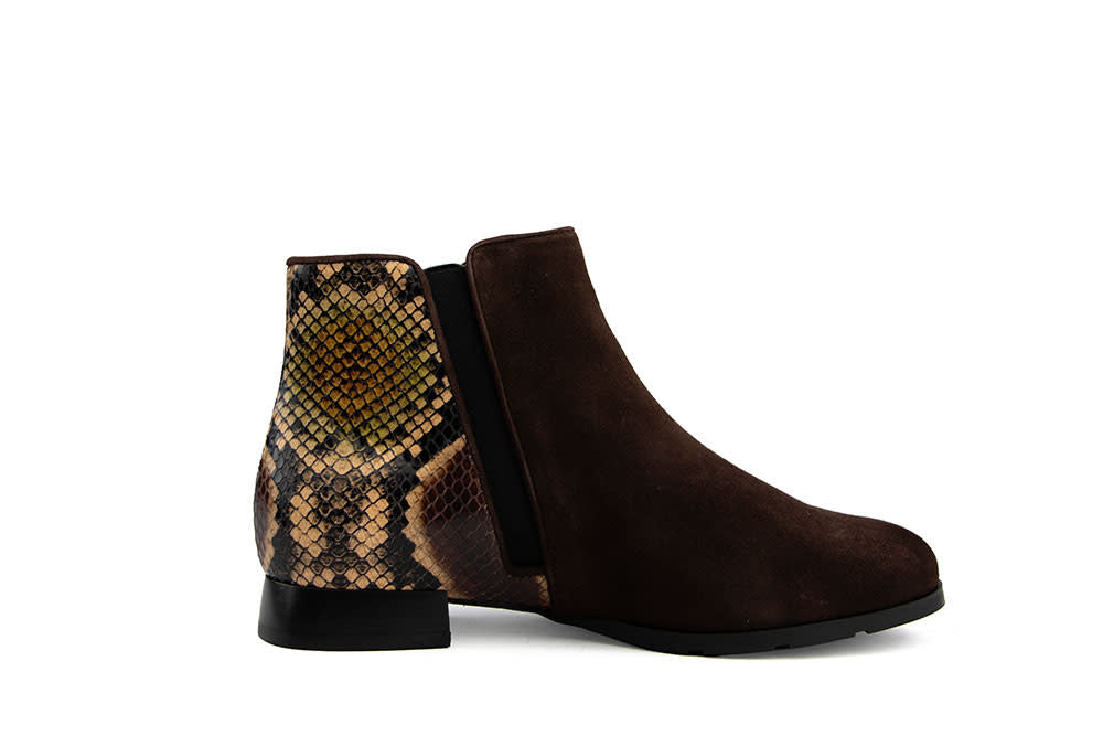 Hassia Madeira Enkellaars Chocplum Snake