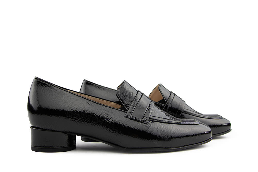 Hassia Roma Pump Schwarz Wetlack