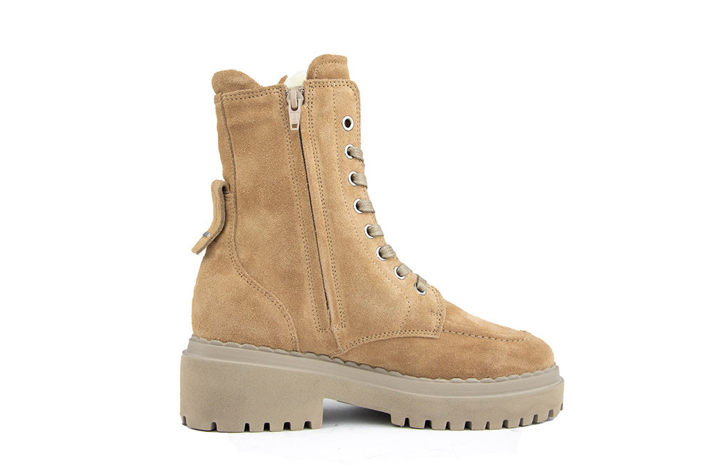 Nubikk Fae Bobbi Fur Oak Suède