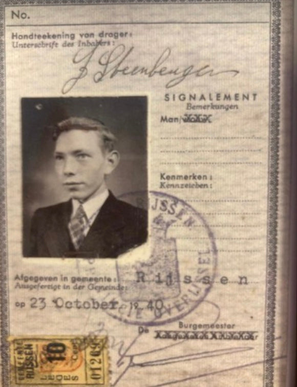 1946 — het persoonsbewijs van Jan Steenbergen uit Rijssen