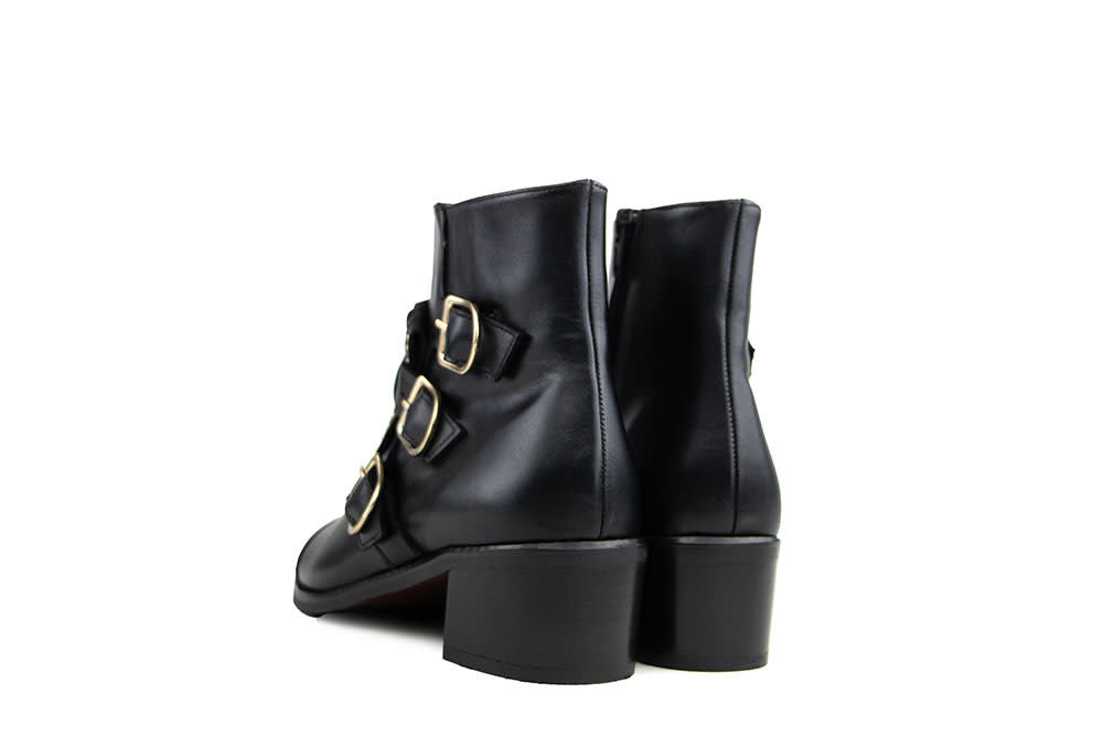 Pertini Enkellaars Studs Cesar Black