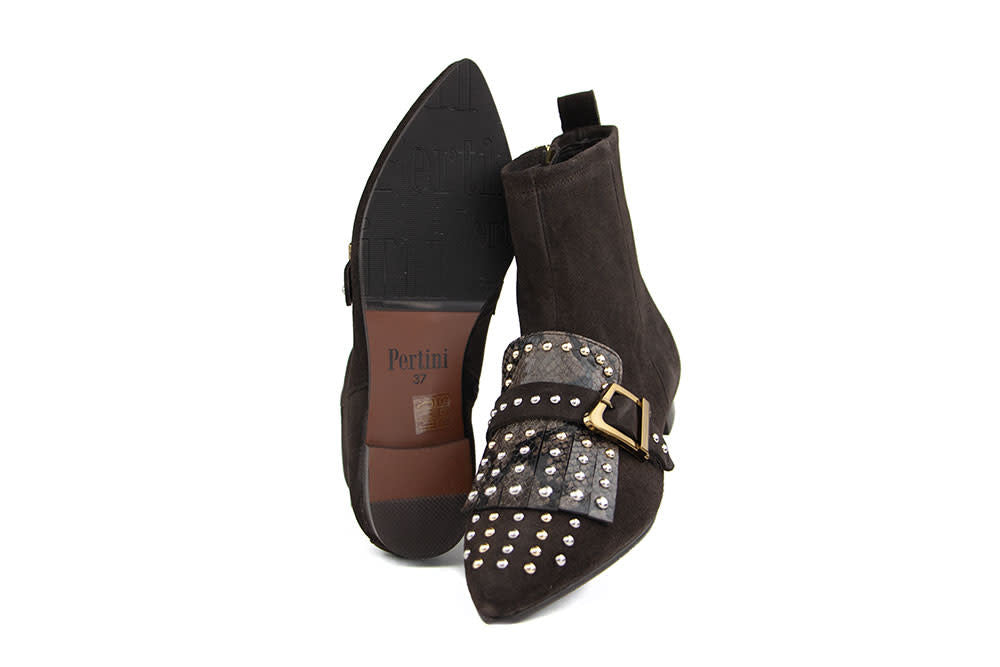 Pertini Enkellaars Studs Faraon Testa Kurenai Nabire