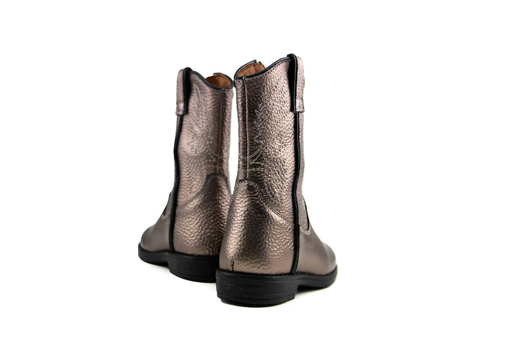 Red Rag Western Boot Bronze Metal