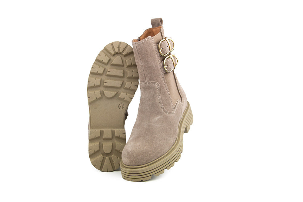 Red Rag Laars Taupe Suede