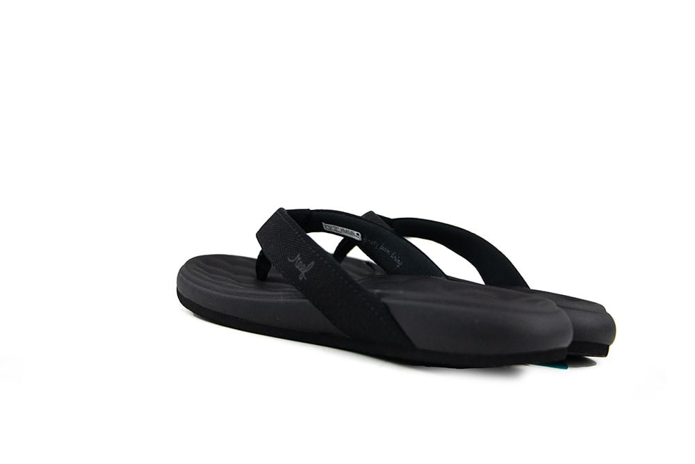 Reef Cushion Harmony Black