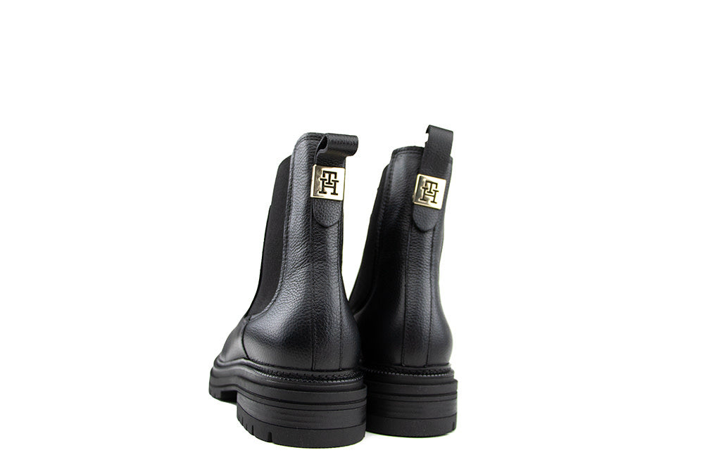Tommy Hilfiger Plaque Pebble Chelsea Black