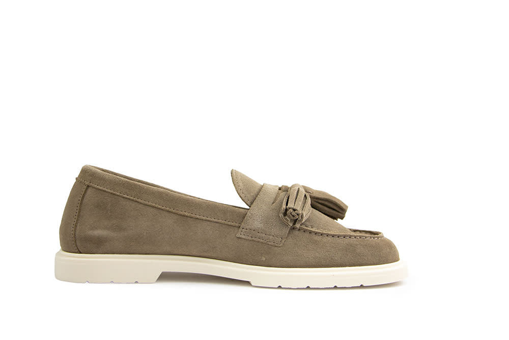Tommy Hilfiger Tassel Loafer Sandalwood