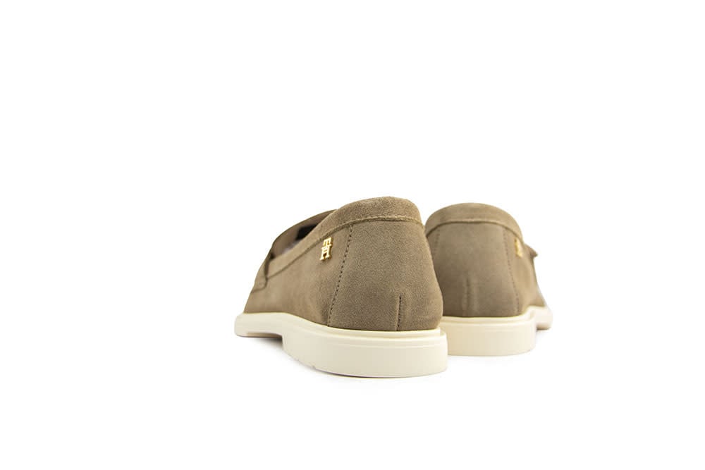 Tommy Hilfiger Tassel Loafer Sandalwood
