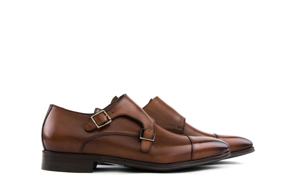 Van Bommel Gira 01.00 Dark Cognac