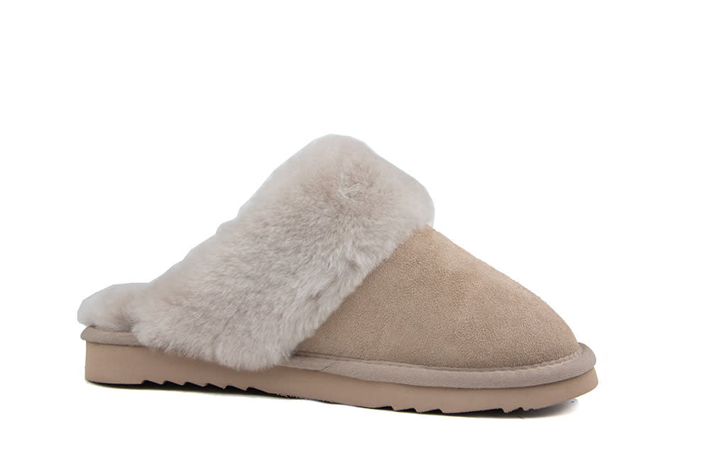 Warmbat Flurry Taupe Suede